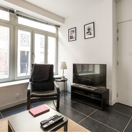 Charmant Appartement Au Coeur Du Vieux Lille Exterior photo